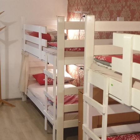 Hedonist Hostel Belgrade Extérieur photo