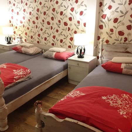 Hedonist Hostel Belgrade Extérieur photo